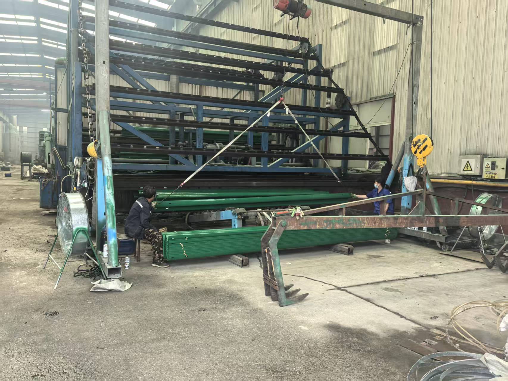 潜江市环氧锌基波形护栏环氧锌基波形护栏 - 哪里好